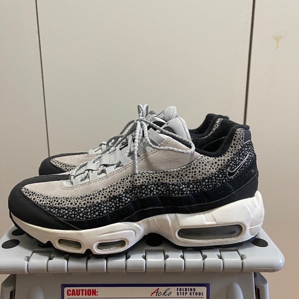 Nike Air Max 95 Premium Black Wolf Grey | Womens Size US 7